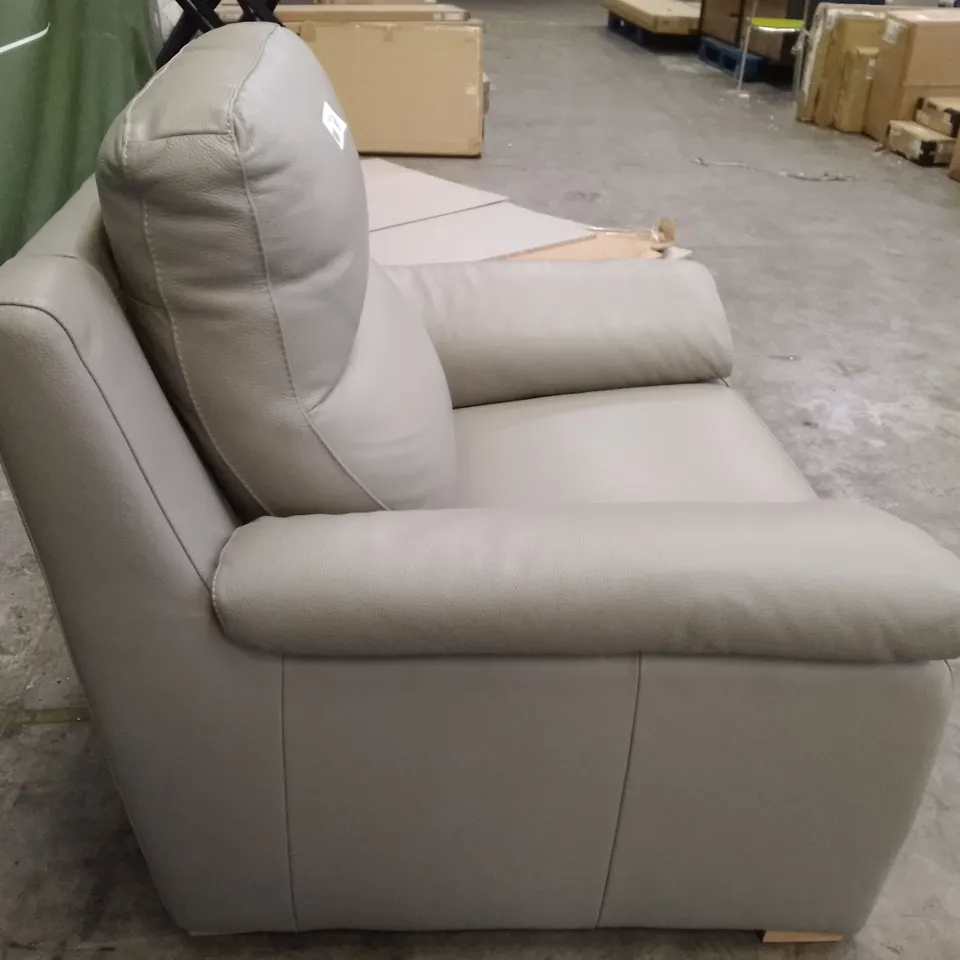 QUALITY ITALIAN DESIGNER MORENO CHAIR WITH SMALL ARMS - LIGHT GREY LEATHER