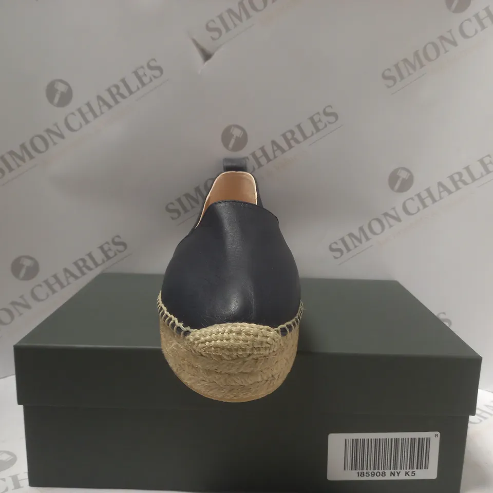 BOXED HOBBS ALICIA ESPADRILLE IN NAVY - SIZE 5