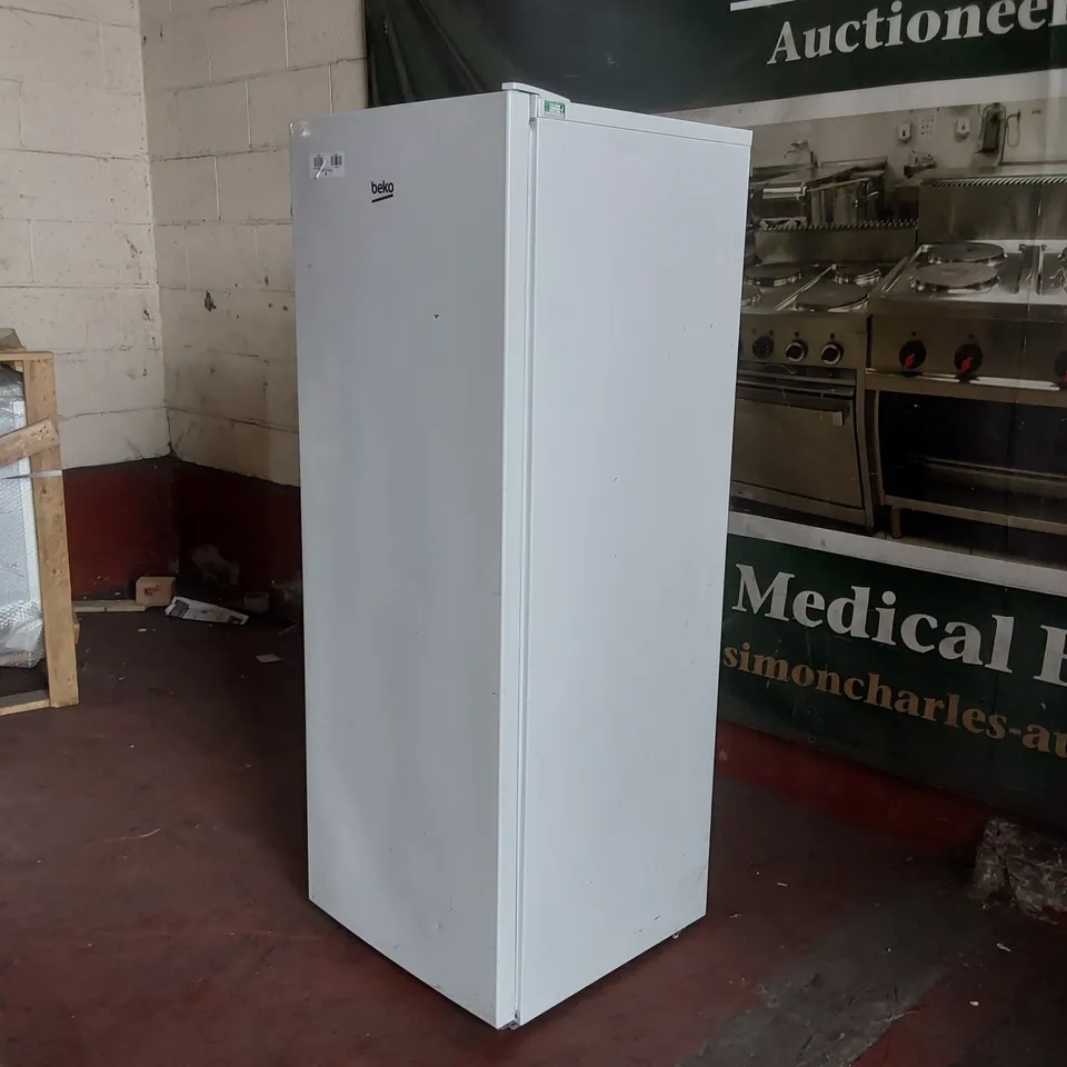 BEKO LSG1545W WHITE TALL LADER FRIDGE