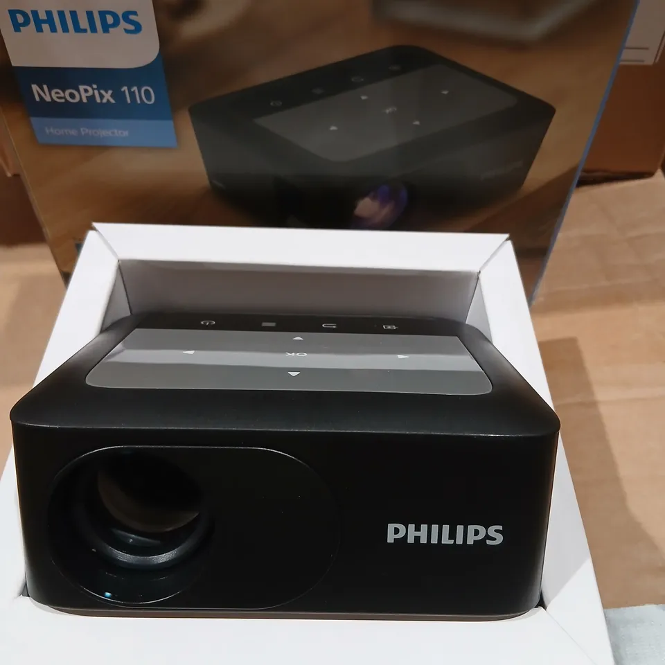 BOXED PHILIPS NEO PIX 110 HOME PROJECTOR