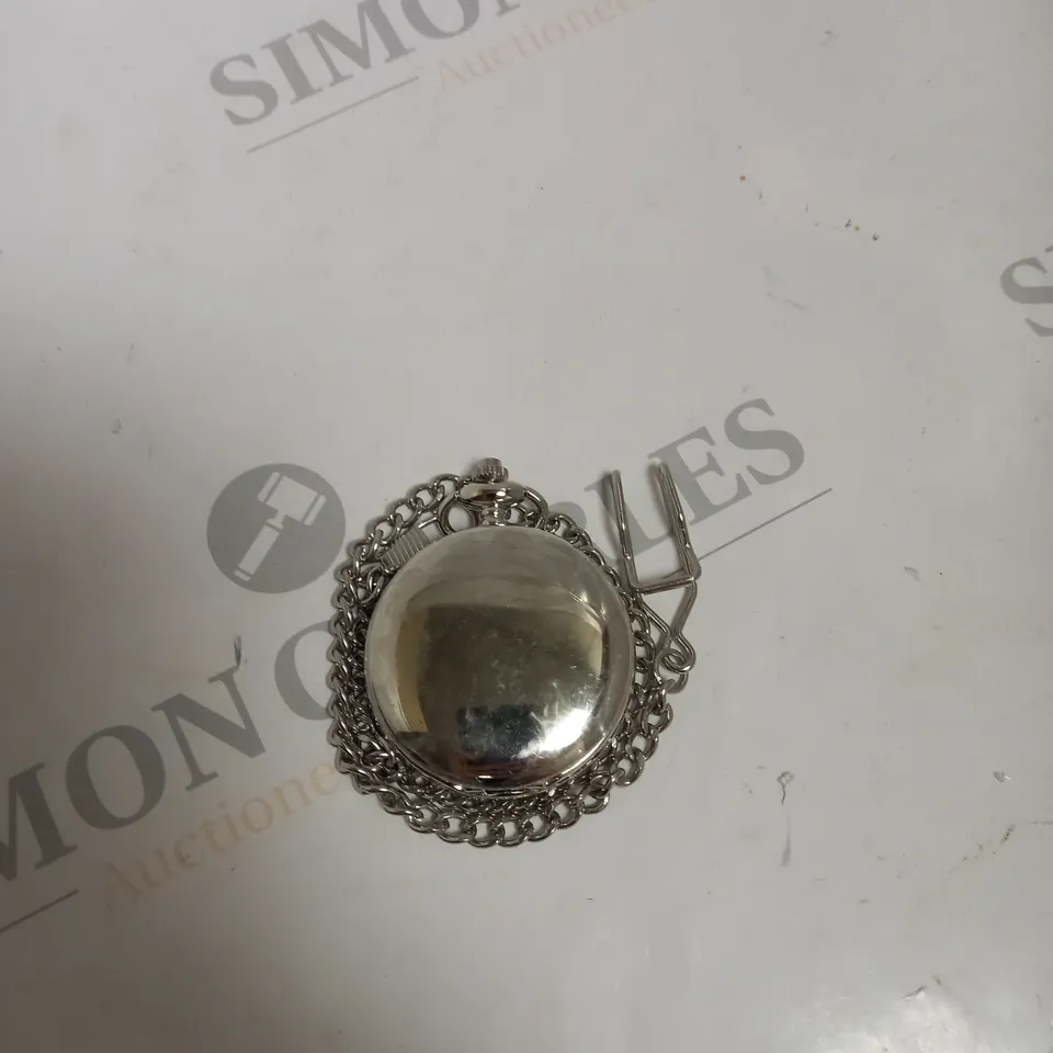 MENS EDISON POCKET WATCH WITH CHAIN. 