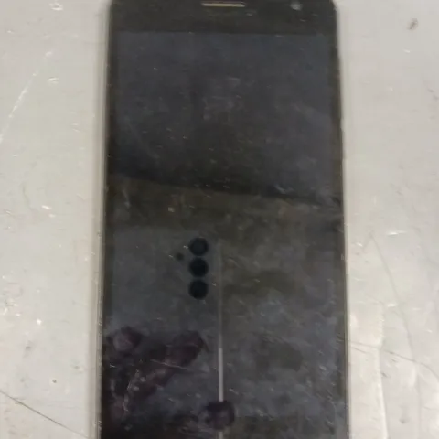 KAZAM TROOPER 555 SMARTPHONE