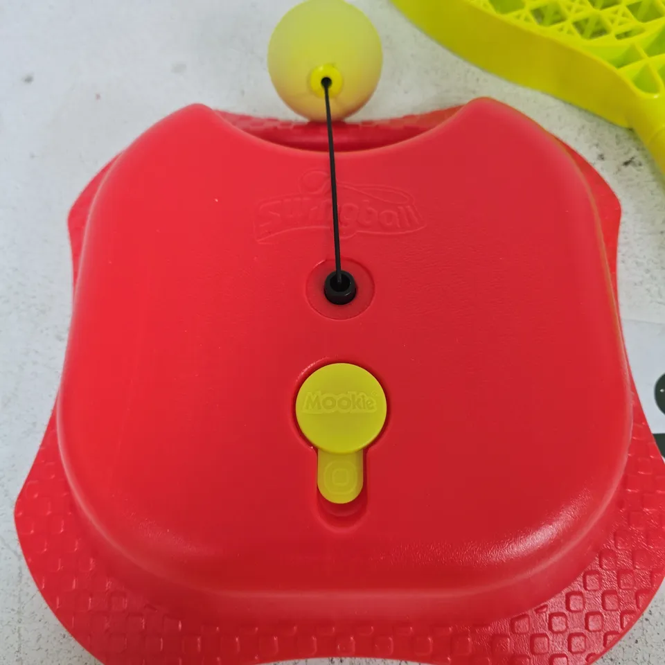 SWINGBALL REFLEX TENNIS ALL SURFACE – OUTDOOR TOY (MOOKIE) WITH RED BASE AND NEON YELLOW RACKET