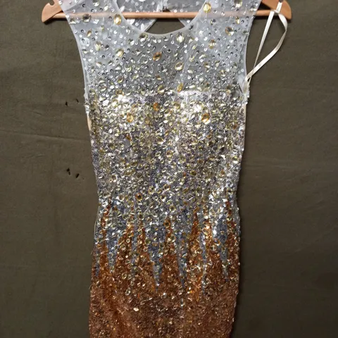 EMBELLISHED DRESS IN GOLD - 6