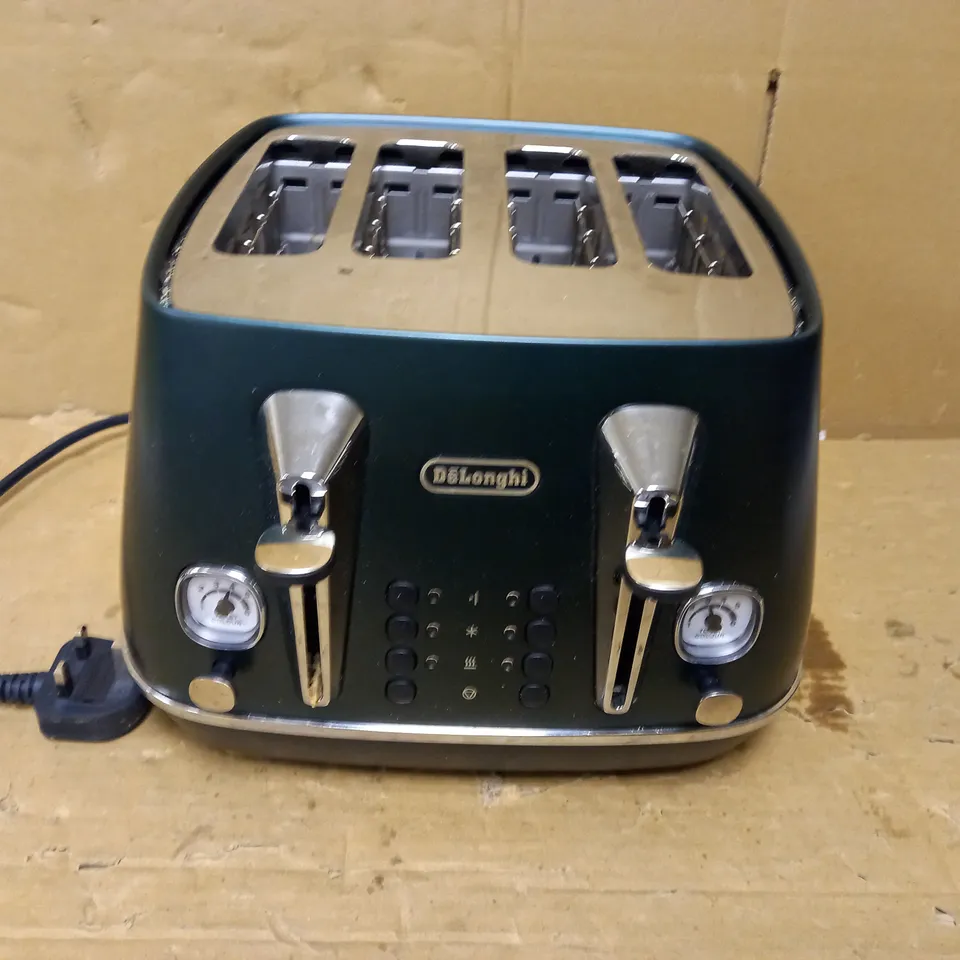 DE'LONGHI DISTINTA FLAIR 4 SLOT TOASTER