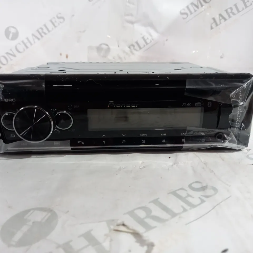 BOXED PIONEER CARS MEDIA PLAYER 