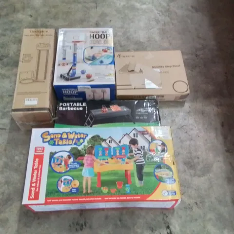 PALLET OF ASSORTED ITEMS TO INCLUDE: WHOLE HOUSE WATER FILTER HOUSING, TOY SAND & WATER TABLE, PORTABLE BARBECUE, TOY BASKETBALL HOOP, MOBILITY STEP STOOL ECT