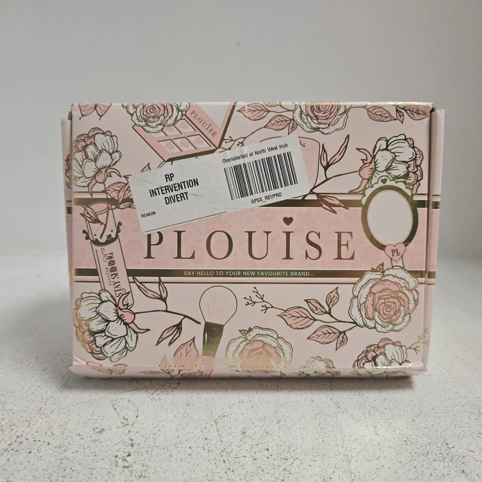 P.LOUISE MYSTERY COSMETIC BEAUTY SET
