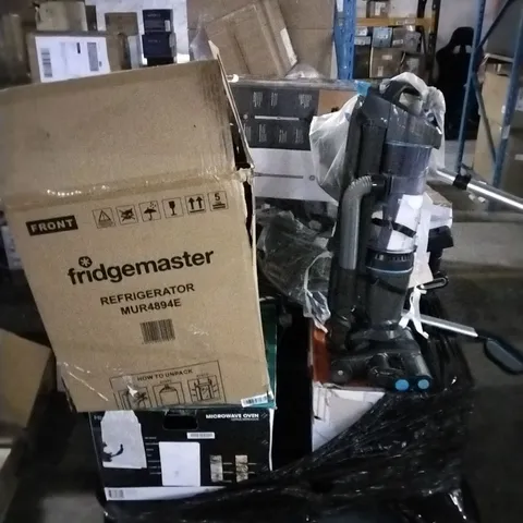 PALLET OF ELECTRICAL ITEMS TO INCLUDE FRIDGEMASTER REFRIGERATOR,  VACUUM CLEANERS,  TEFAL BLENDER AND OTHER ELECTRICAL ITEMS...