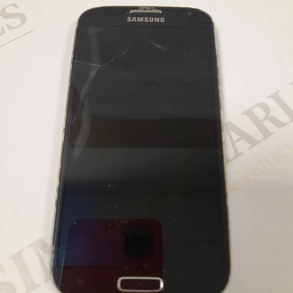 SAMSUNG GT-I9505 MOBILE PHONE