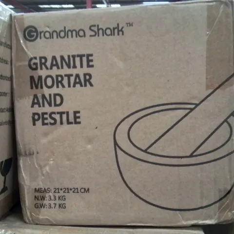 BOXED GRANITE STONE PESTLE AND MORTAR SET