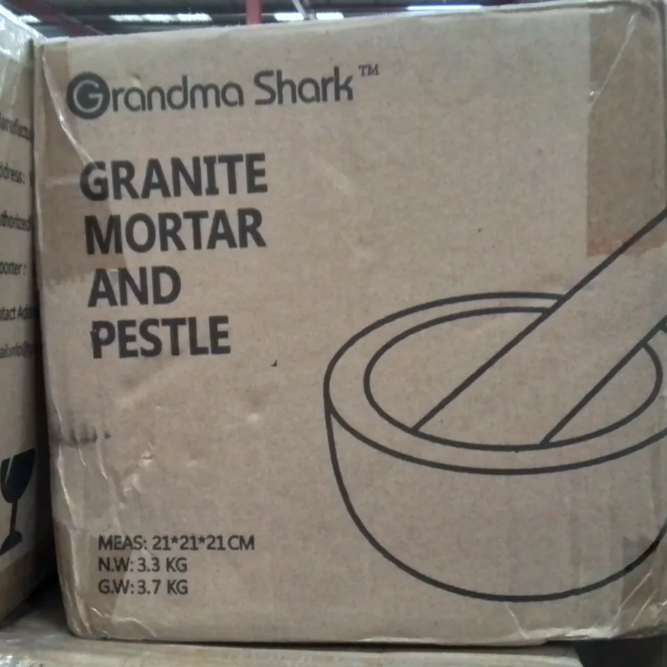 BOXED GRANITE STONE PESTLE AND MORTAR SET