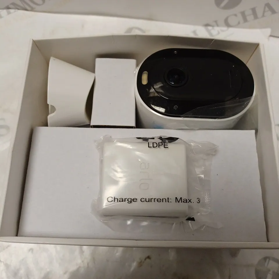 BOXED ARLO PRO 3 SECURITY CAMERA 