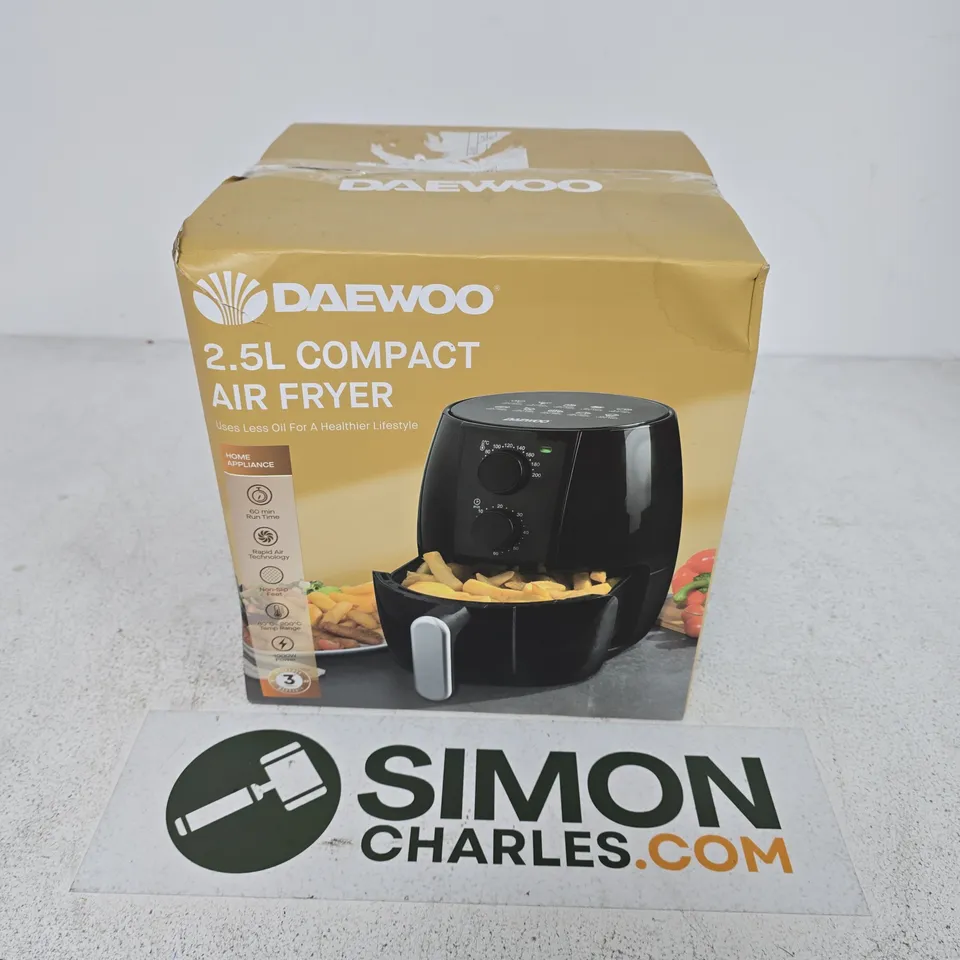 BOXED DAEWOO 2.5L CONTACT AIR FRYER