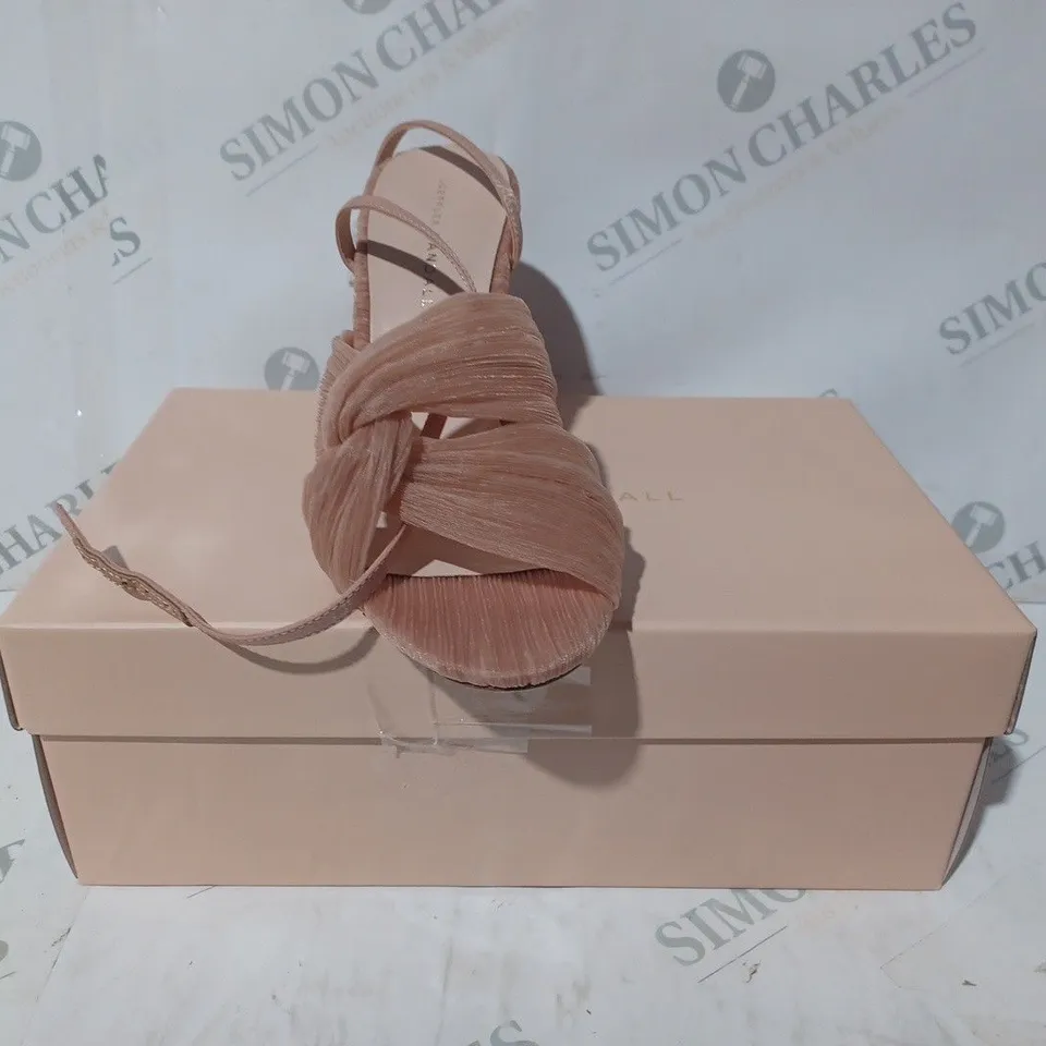 BOXED PAIR OF LOEFFLER RANDALL OPEN TOE SANDALS IN NUDE COLOUR SIZE 9