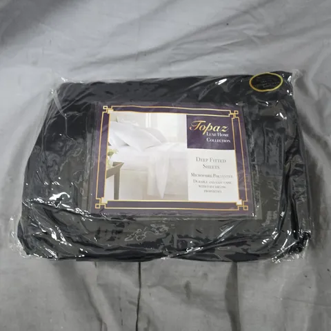 LARGE BOX OF APPROX 20 DEEP FITTED SHEETS
