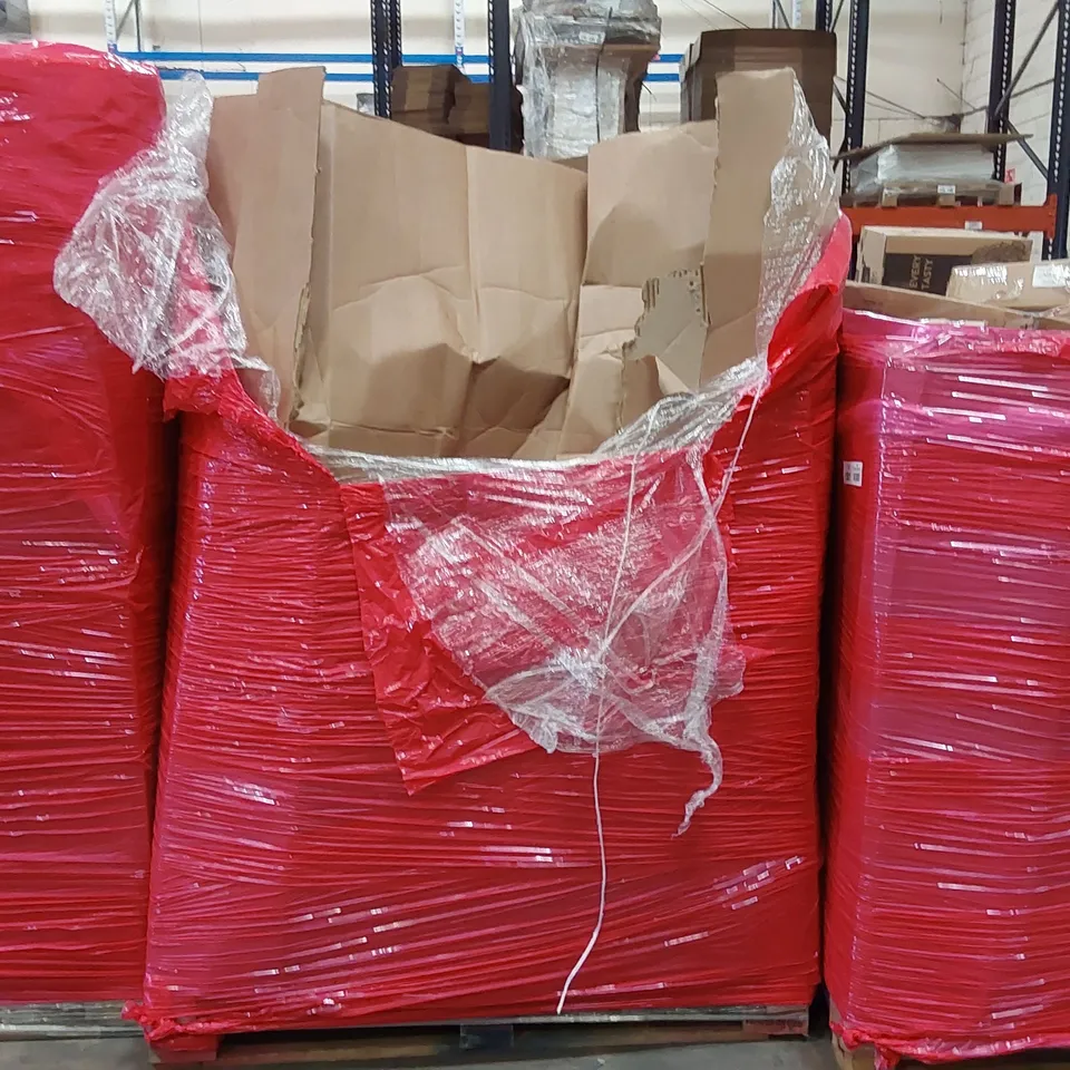 PALLET OF ASSORTED CONSUMER PRODUCTS TO INCLUDE: GARDEN CHAIR, SIDE TABLE, BED GUARD RAIL, BLINDS ECT