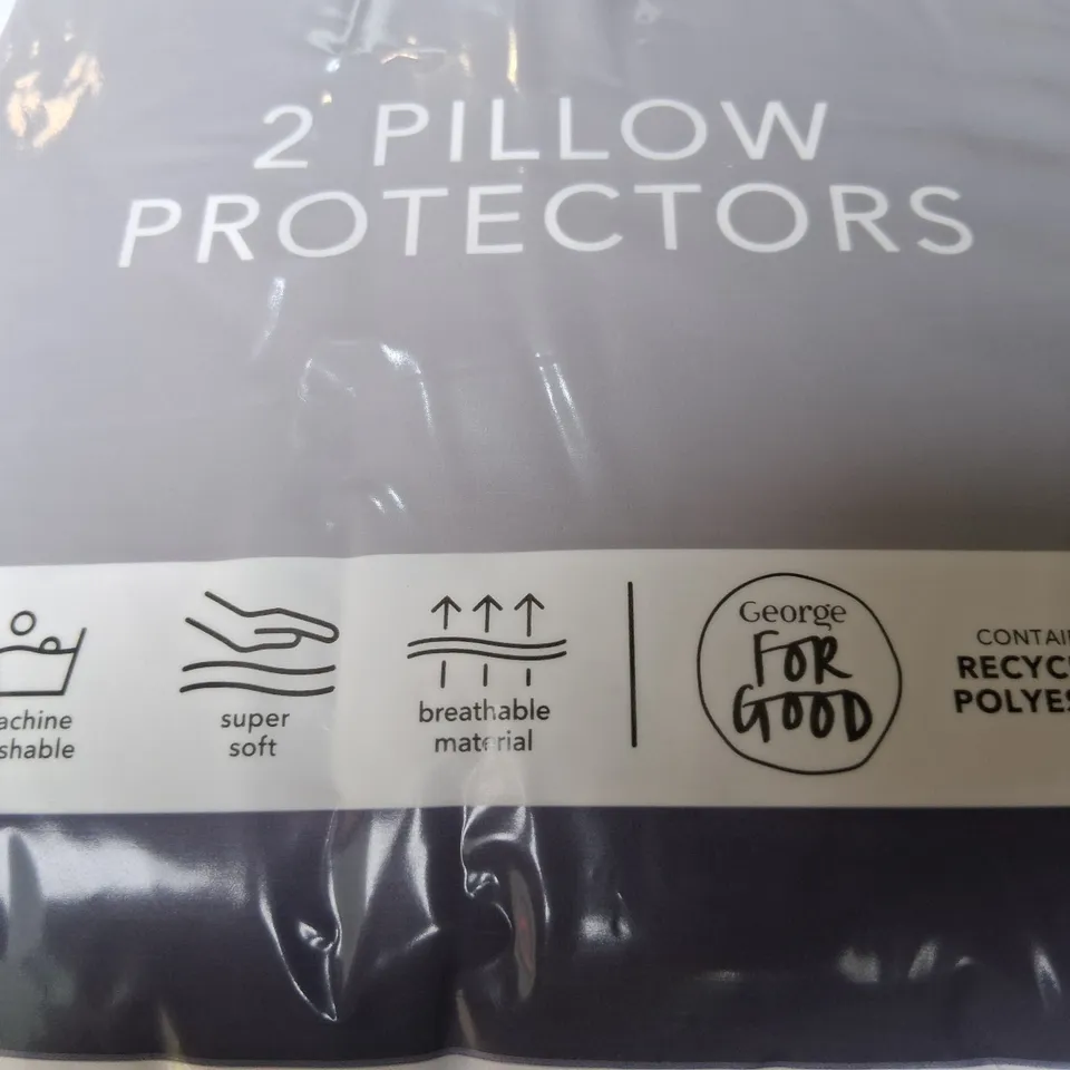 PALLET OF APPROXIMATELY 150 PACKS OF BRAND NEW TWO PILLOW PROTECTORS