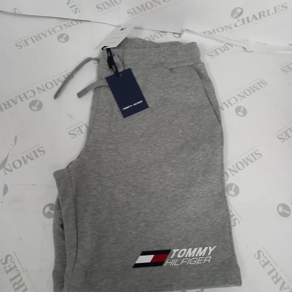 TOMMY HILFIGER SWEATSHORTS SIZE S