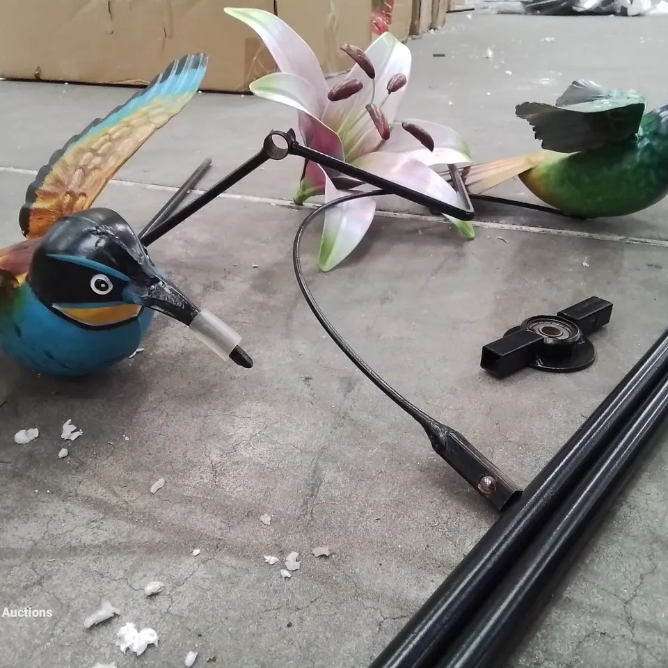 BOXED HOME2GARDEN HUMMINGBIRD WINDSPINNER