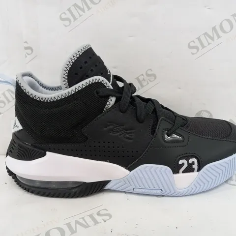 JORDAN STAY LOYAL 2 MENS TRAINERS IN BLACK & BLUE - UK 6
