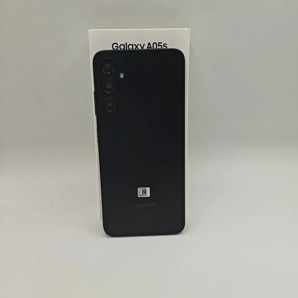 BOXED SAMSUNG GALAXY A05S 4/64GB IN BLACK - SM-A057G
