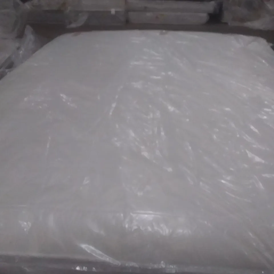 QUALITY BAGGED HYBRID MEMORY FOAM AIR CONDITIONED KING SIZE 5' MATTRESS