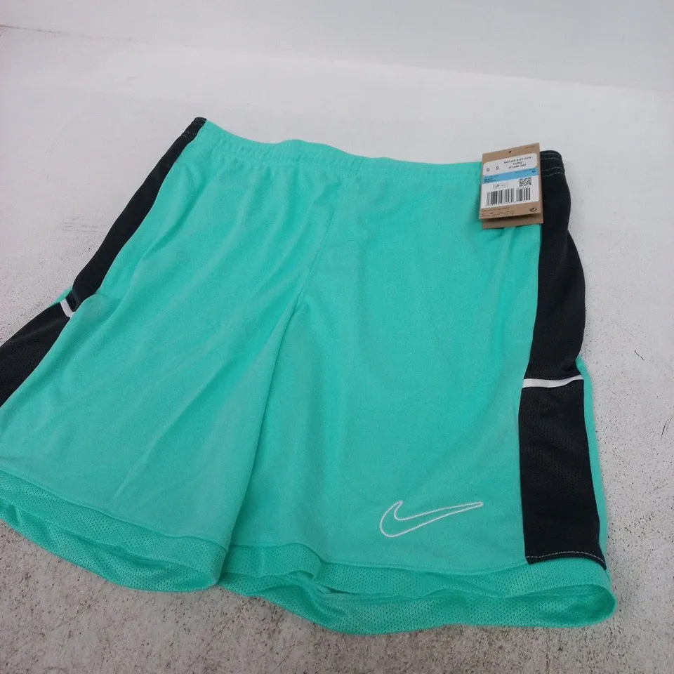 NIKE MENS TURQUOISE ATHLETIC SHORTS – SIZE M