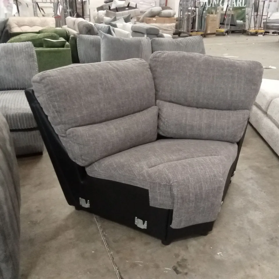 APPROX 5 x ASSORTED DESIGNER INCOMPLETE SOFA PARTS