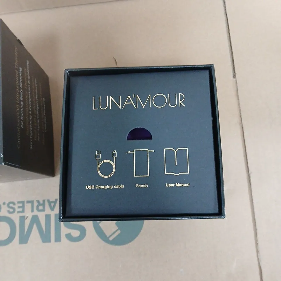 LUNAMOUR ULTRA SCULPT SYSTEM – 4-IN-1 RF LED FACE & BODY DEVICE