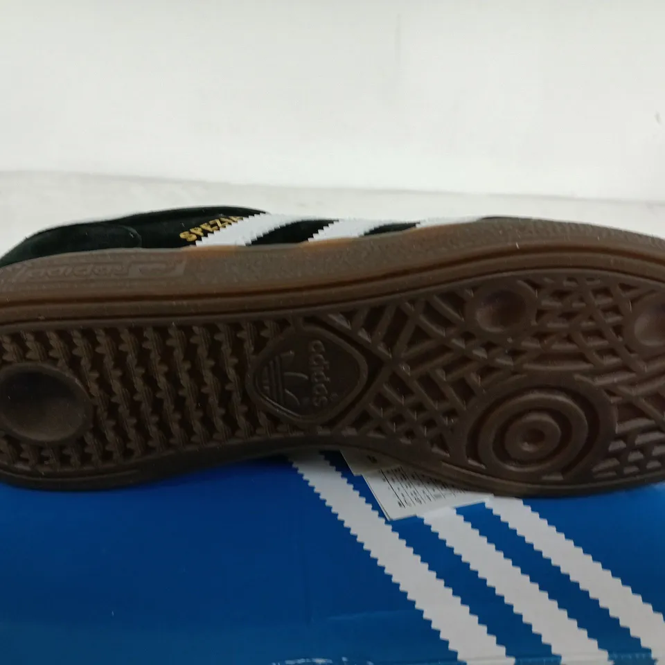 ADIDAS HANDBALL SPEZIAL SIZE 9.5 IN BLACK