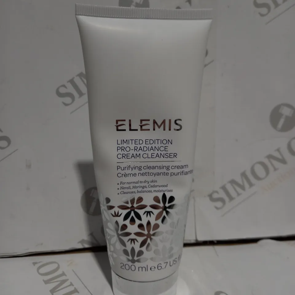 ELEMIS LIMITED EDITION PRO-RADIANCE CREAM CLEANSER - 200ML BOTTLE