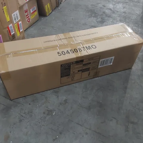 BOXED 80CM ARTIFICIAL BOXWOOD TOPIARY IN PLANTER