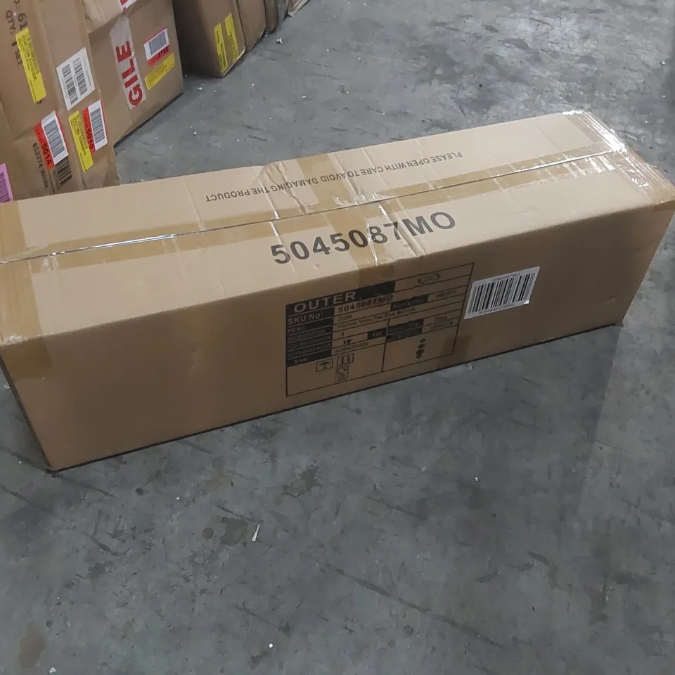 BOXED 80CM ARTIFICIAL BOXWOOD TOPIARY IN PLANTER