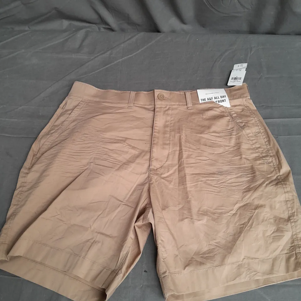ABERCROMBIE & FITCH CLASSIC FIT ALL DAY SHORT IN TAN SIZE 36W