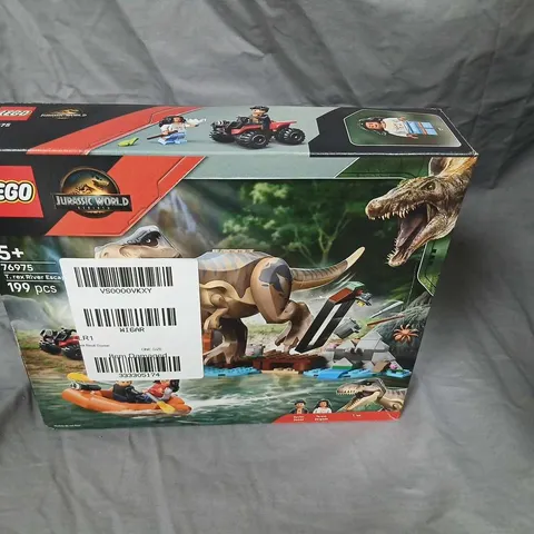 LEGO JURASSIC WORLD 76975 – 199 PIECES (AGES 5+)