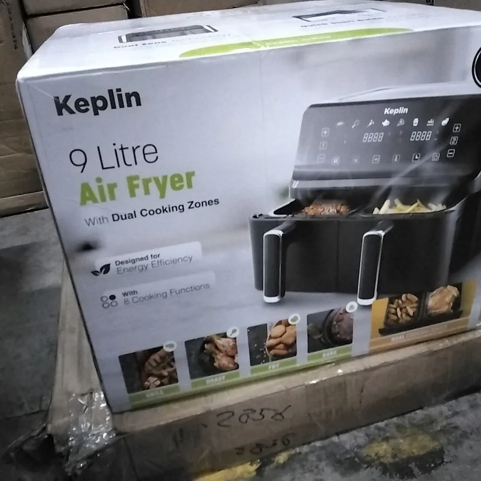 BOXED 9 LITRE AIR FRYER WITH DUAL DRAWERS