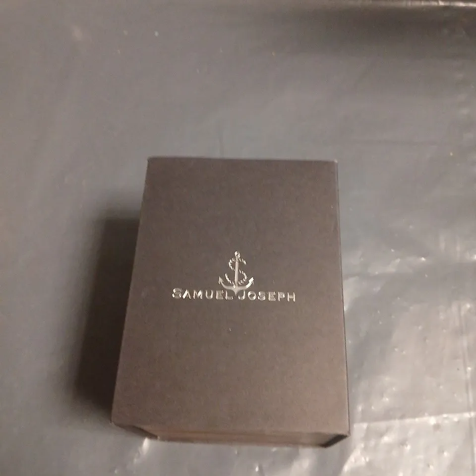 BOXED SAMUEL JOSEPH AUTOMATIC LIMITED EDITION SILVER WATCH WITH WHITE FACE
