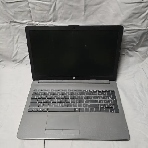 HP 250 G7 NOTEBOOK PC 