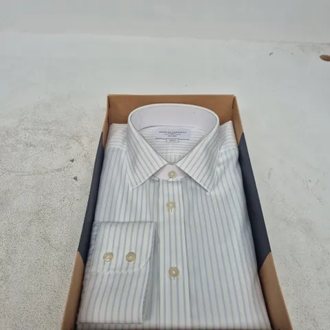 CHARLES TYRWHITT NON-IRON SHIRT, CLASSIC FIT, BLUE STRIPE, NECK 16.5IN, SLEEVE 34IN