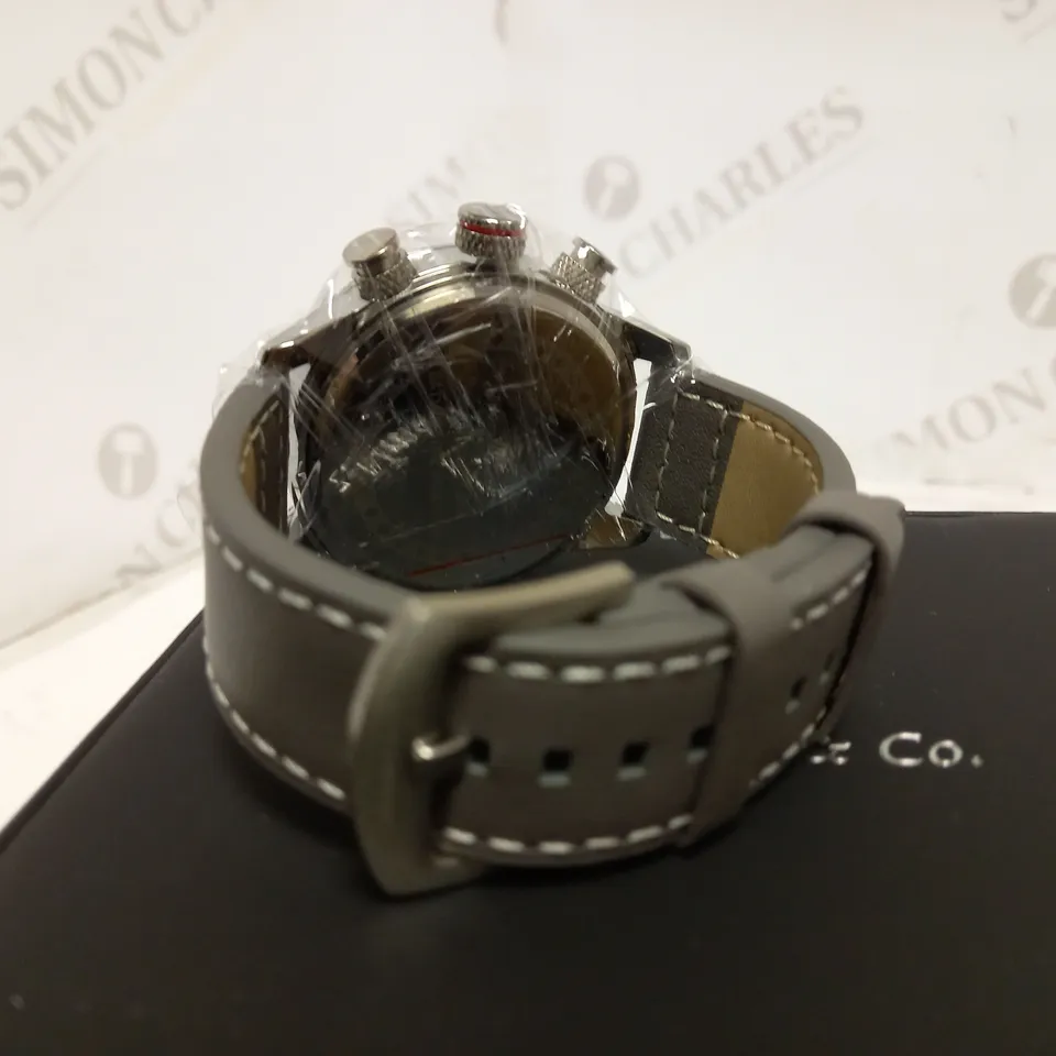 ZIHLMANN & CO SPORTS CHRONOGRAPH STYLE LEATHER STRAP WATCH
