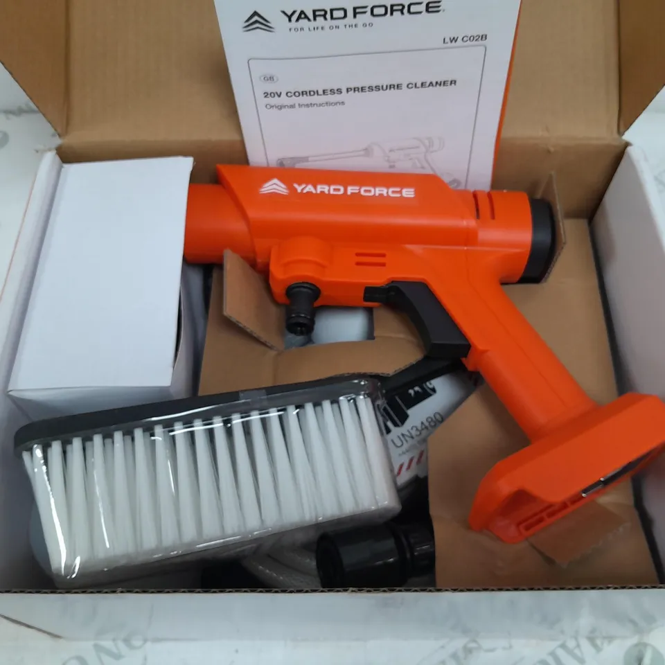 BOXED YARD FORCE 20V CORDLESS PRESSURE WASHER