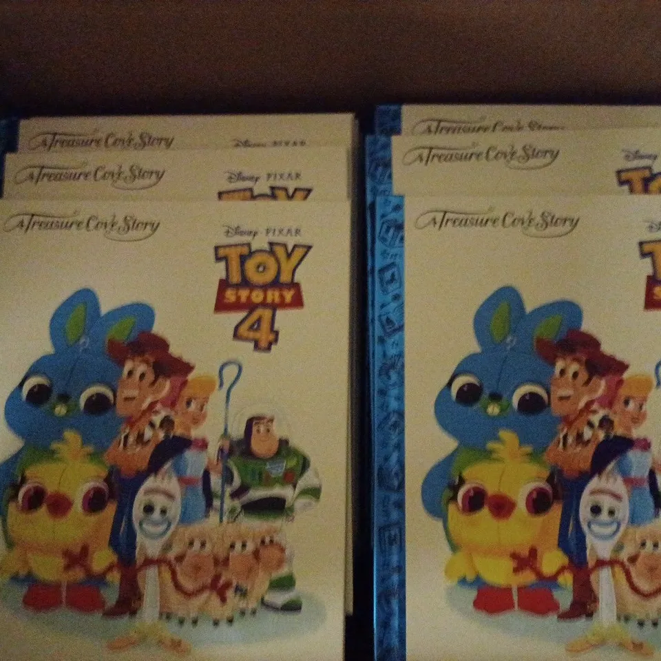LOT OF APPROXIMATELY 50 TREASURE COVE STORY DISNEY PIXAR TOY STORY 4 BOOKS
