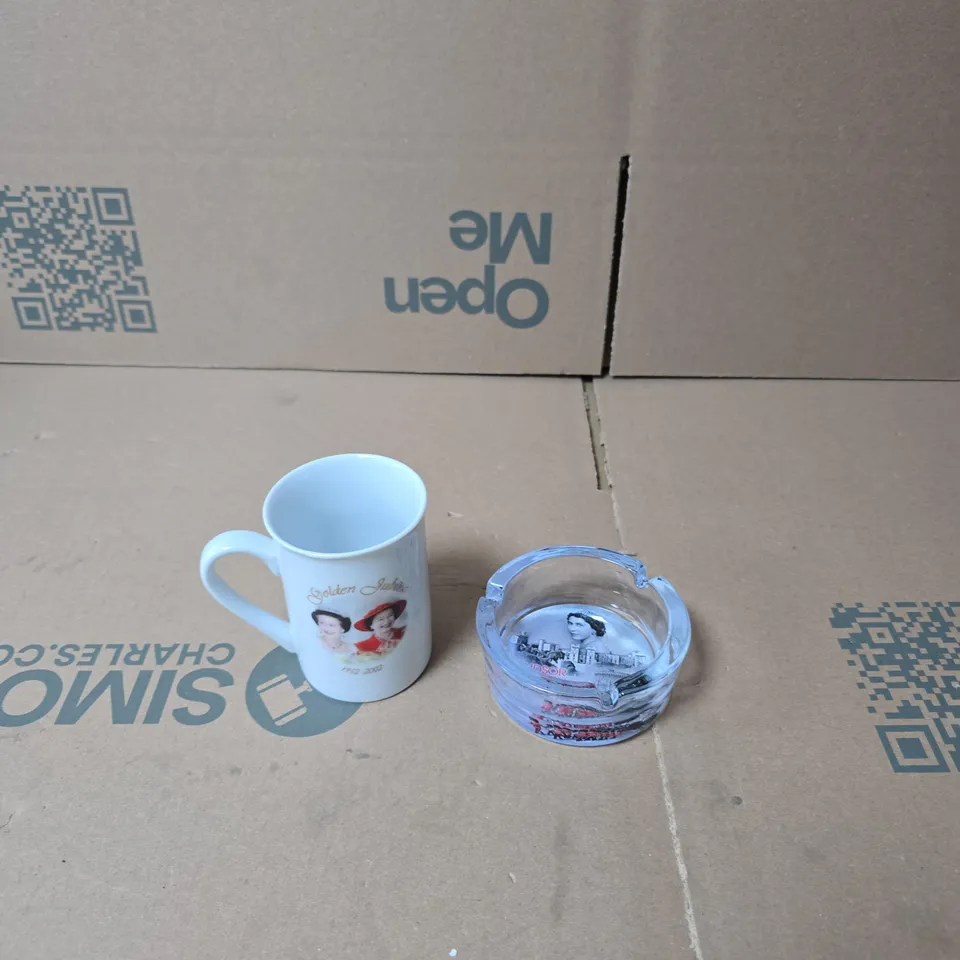 TWO ROYAL FAMILY MERCHANDISE ITEMS 