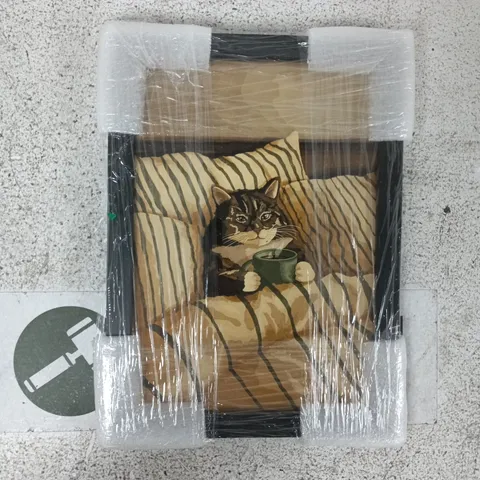 FRAMED CAT PRINT WITH STRIPED CUSHIONS