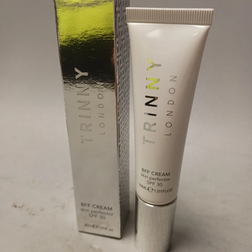 BOXED TRINNY LONDON BFF CREAM SKIN PERFECTOR IN MEDIUM 30ML
