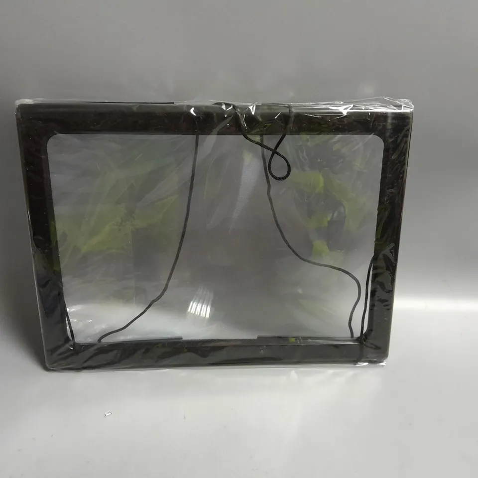 HANDS FREE MAGNIFIER