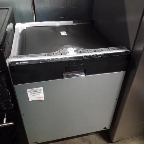 BOSCH SERIES 2 SMV2HTX02G FULL SIZE, 13-PLACE SETTINGS INTEGRATED DISHWASHER WITH INFO LIGHT