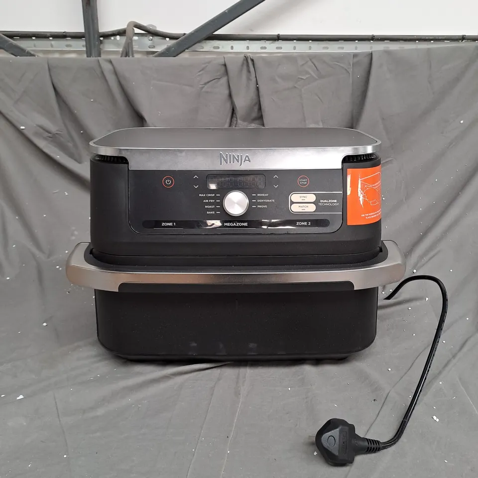 NINJA 10.4L FOODI FLEXDRAWER DUAL AIR FRYER IN BLACK AF500UK