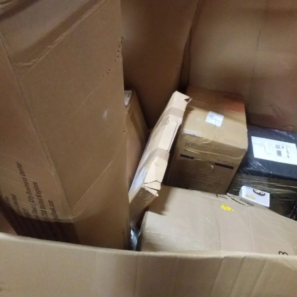 PALLET CONTAINING ASSORTED PRODUCTS INCLUDING ELECTRIC REBAR BENDER, GEAR WALL CLOCK, PAPER SHREDDER & BRUCE HEATER